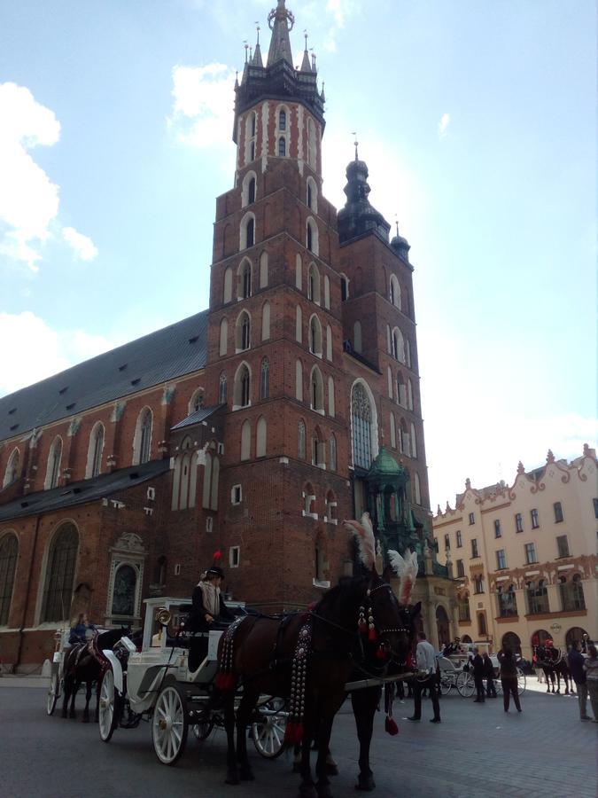 Margo Guest Rooms Krasków Exterior foto