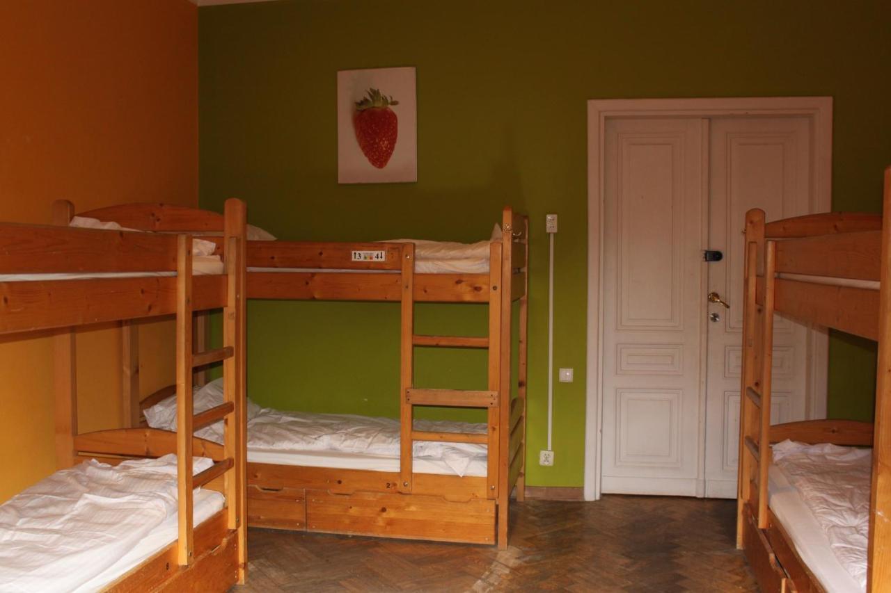 Margo Guest Rooms Krasków Exterior foto